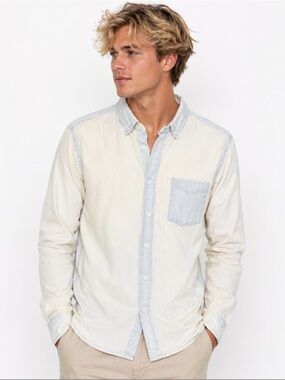 Saturdays New York City Two-Tone Cream and Light Blue Button-Down Shirt Men’s M